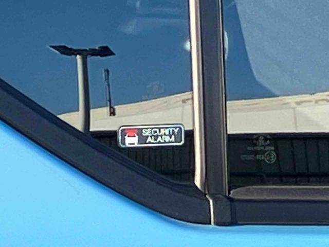 ミライース Ｌ　ＳＡＩＩＩ　スマアシ３・ハロゲンヘッドライト・コーナーセンサー・手引き式サイドブレーキ・セキュリティアラーム・キーレス・１３インチホイールキャップ・オートライト・オートハイビーム・誤発進抑制制御機能（3枚目）