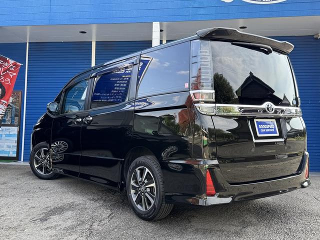 ヴォクシー ＺＳ　煌ＩＩ　１０インチナビ　フルセグＴＶ　バックモニター　雨滴除去　１２．１インチ後席モニター　両側電動スライドドア　メーター交換　交換前２７０１４ｋｍ交換後９２９２ｋｍ　合計３６３０６ｋｍ　プレミア１年保証（5枚目）