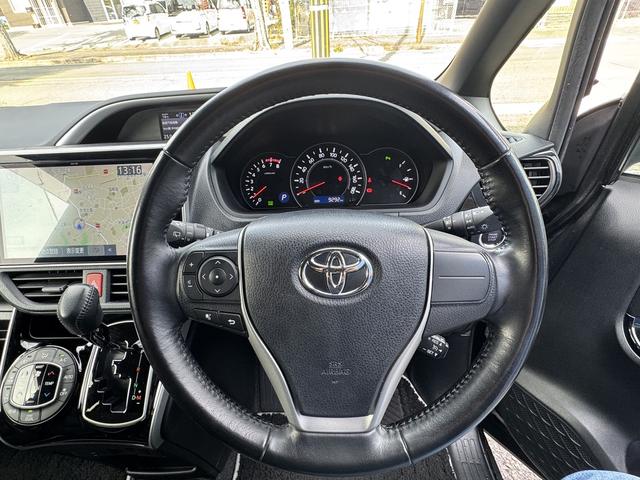 ヴォクシー ＺＳ　煌ＩＩ　１０インチナビ　フルセグＴＶ　バックモニター　雨滴除去　１２．１インチ後席モニター　両側電動スライドドア　メーター交換　交換前２７０１４ｋｍ交換後９２９２ｋｍ　合計３６３０６ｋｍ　プレミア１年保証（12枚目）