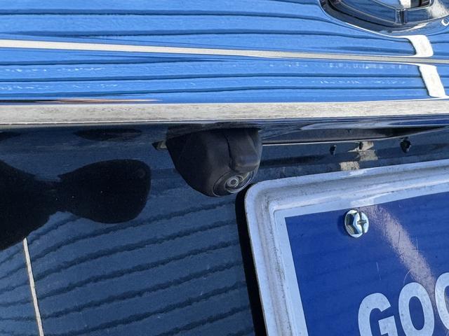 ヴォクシー ＺＳ　煌ＩＩ　１０インチナビ　フルセグＴＶ　バックモニター　雨滴除去　１２．１インチ後席モニター　両側電動スライドドア　メーター交換　交換前２７０１４ｋｍ交換後９２９２ｋｍ　合計３６３０６ｋｍ　プレミア１年保証（20枚目）