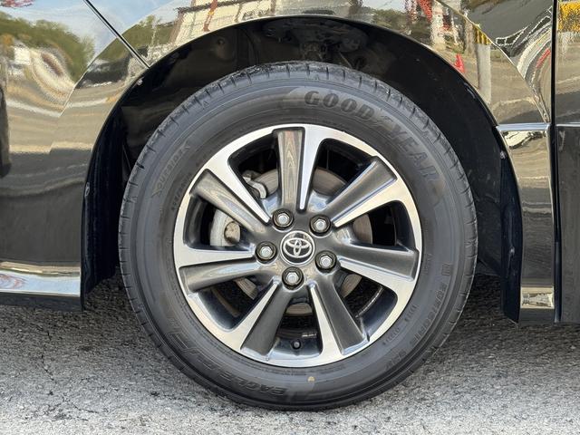 ヴォクシー ＺＳ　煌ＩＩ　１０インチナビ　フルセグＴＶ　バックモニター　雨滴除去　１２．１インチ後席モニター　両側電動スライドドア　メーター交換　交換前２７０１４ｋｍ交換後９２９２ｋｍ　合計３６３０６ｋｍ　プレミア１年保証（35枚目）