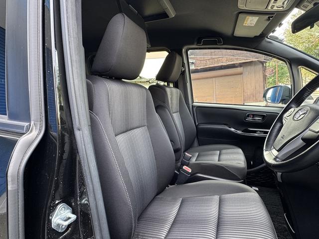 ヴォクシー ＺＳ　煌ＩＩ　１０インチナビ　フルセグＴＶ　バックモニター　雨滴除去　１２．１インチ後席モニター　両側電動スライドドア　メーター交換　交換前２７０１４ｋｍ交換後９２９２ｋｍ　合計３６３０６ｋｍ　プレミア１年保証（48枚目）