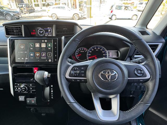 ルーミー カスタムＧ　純正９インチＤＡ　フルセグＴＶ　パノラミックビューモニター　ＥＴＣ　ＬＥＤヘッドライト　両側パワースライドドア　クルーズコントロール　スマートアシスト　前後ドラレコ　プレミアブロンズ１年保証（12枚目）