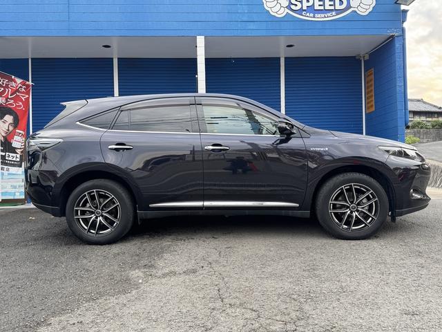 ハリアーハイブリッド エレガンス　アルパイン９インチナビ　フルセグＴＶ　バックモニター　前後ドライブレコーダー　ＬＥＤヘッドライト　ＥＴＣ　コーナーセンサー　スマートキー　新品タイヤ交換（26枚目）