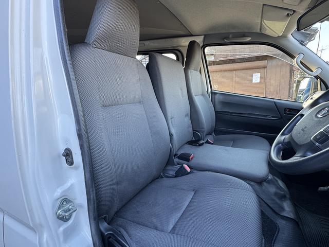 ハイエースバン ロングＤＸ　ＧＬパッケージ　ケンウッドナビ　ワンセグＴＶ　バックモニター　Ｂｌｕｅｔｏｏｔｈ　セーフティセンス　ＥＴＣ　ＰＫＳＢ　クリアランスソナー　６人乗り　積載量１１５０ｋｇ　プレミアブロンズ１年保証（48枚目）