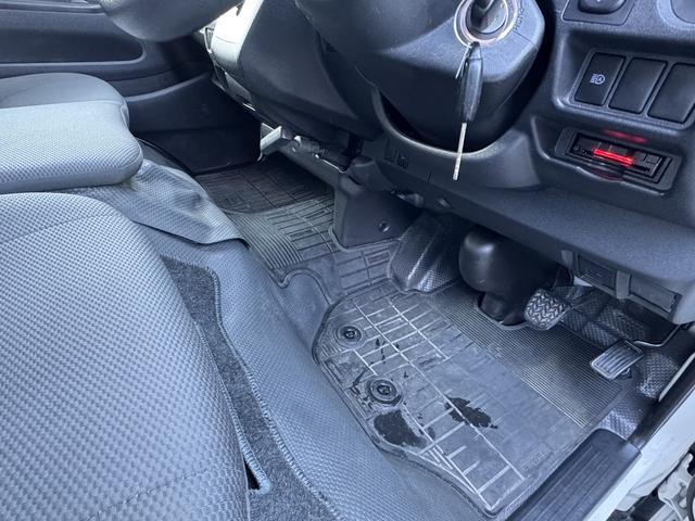 ハイエースバン ロングＤＸ　ＧＬパッケージ　ケンウッドナビ　ワンセグＴＶ　バックモニター　Ｂｌｕｅｔｏｏｔｈ　セーフティセンス　ＥＴＣ　ＰＫＳＢ　クリアランスソナー　６人乗り　積載量１１５０ｋｇ　プレミアブロンズ１年保証（49枚目）