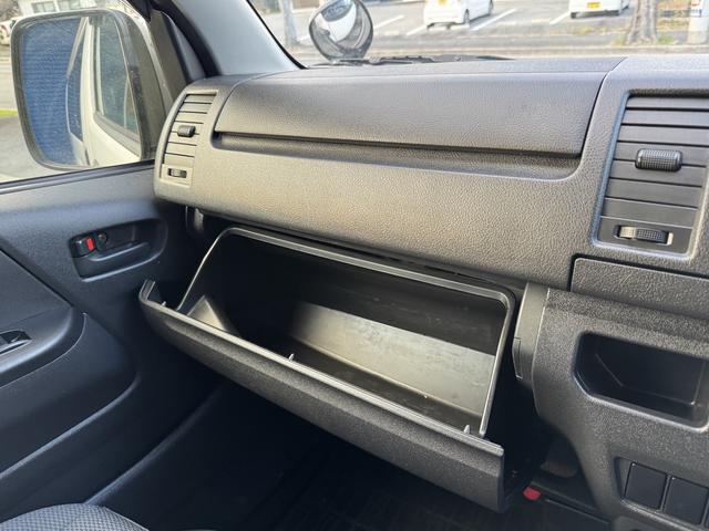 ハイエースバン ロングジャストローＤＸ　３人乗り　荷室床板張り　セーフティセンス　ＬＤＡ　ＰＫＳＢ　ＥＴＣ　キーレス　積載量１０００ｋｇ　プレミアブロンズ１年保証（18枚目）