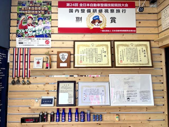 ハイエースバン ロングジャストローＤＸ　３人乗り　荷室床板張り　セーフティセンス　ＬＤＡ　ＰＫＳＢ　ＥＴＣ　キーレス　積載量１０００ｋｇ　プレミアブロンズ１年保証（54枚目）