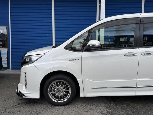 ノア ハイブリッドＳｉ　ダブルバイビーＩＩ　モデリスタフルエアロ　１０インチナビ　フルセグＴＶ　バックモニター　１２．１インチ後席モニター　両側パワースライドドア　ＬＥＤヘッドライト　シートヒーター　ＥＴＣ　プレミアブロンズ１年保証（32枚目）