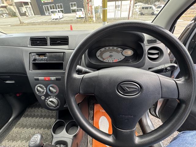 ミラ ＴＬ　５速マニュアル　ベース車両（11枚目）