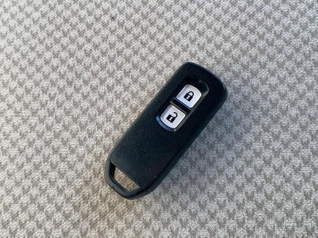 N-ONE G・Lパッケージ タイミングチェーン スマートキー プッシュスタート ベンチシート アイドリングストップ ナビ バックカメラ TV Bluetooth ETC HIDヘッドライト 電動格納ミラー(30枚目)