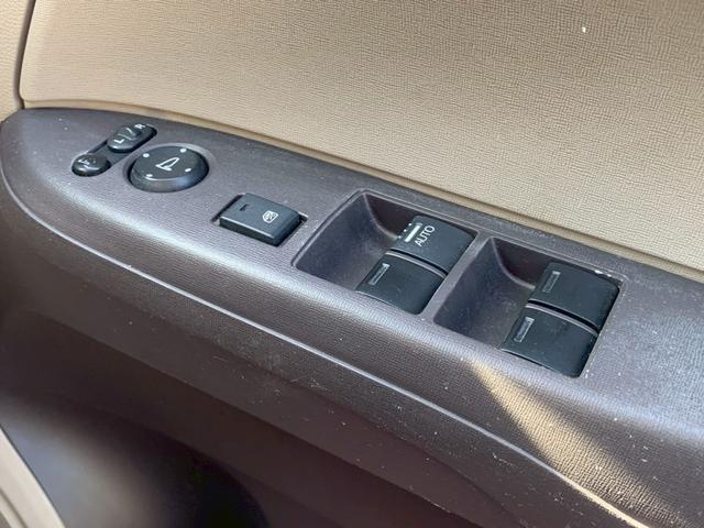 N-ONE G・Lパッケージ タイミングチェーン スマートキー プッシュスタート ベンチシート アイドリングストップ ナビ バックカメラ TV Bluetooth ETC HIDヘッドライト 電動格納ミラー(38枚目)