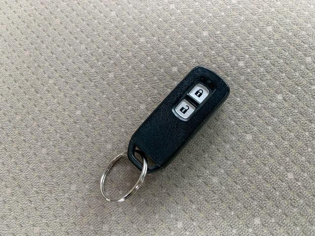 N-BOX G タイミングチェーン スマートキー プッシュスタート ベンチシート アイドリングストップ 両側スライドドア ディスプレイオーディオ Bluetooth 電動格納ミラー(30枚目)