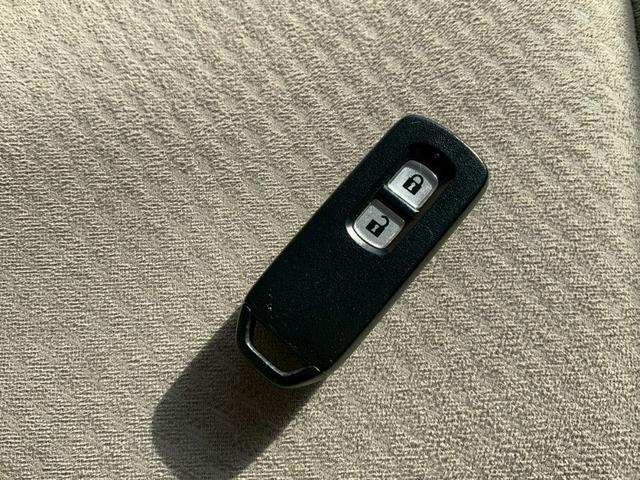 N-WGN G・Aパッケージ タイミングチェーン スマートキー プッシュスタート ベンチシート アイドリングストップ ナビ バックカメラ HIDヘッドライト 社外アルミホイール 電動格納ミラー(30枚目)