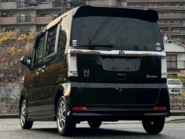 Ｎ－ＢＯＸカスタム Ｇ　ＳＳパッケージ　タイミングチェーン　両側パワースライドドア　スマートキー　プッシュスタート　ベンチシート　ナビ　バックカメラ　ＴＶ　Ｂｌｕｅｔｏｏｔｈ　ＥＴＣ　ＨＩＤヘッドライト　純正アルミホイール　電動格納ミラー（13枚目）