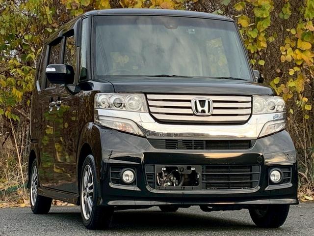 Ｎ－ＢＯＸカスタム Ｇ　ＳＳパッケージ　タイミングチェーン　両側パワースライドドア　スマートキー　プッシュスタート　ベンチシート　ナビ　バックカメラ　ＴＶ　Ｂｌｕｅｔｏｏｔｈ　ＥＴＣ　ＨＩＤヘッドライト　純正アルミホイール　電動格納ミラー（24枚目）