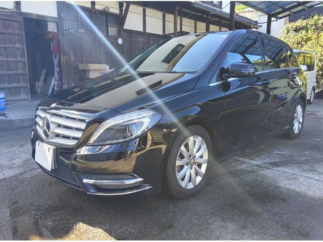 Ｂクラス Ｂ１８０　希少黒皮シート　ナビＴＶ　純正アルミ　デイライト　バックカメラ（2枚目）