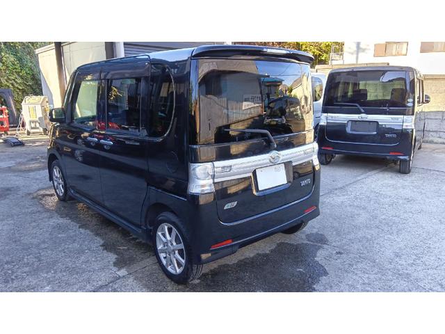 タント カスタムＸスペシャル　ナビ　ＴＶ　スマートキー　純正アルミ　パワースライド（3枚目）