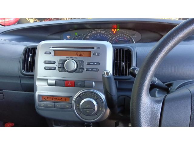 タント カスタムＸスペシャル　ナビ　ＴＶ　スマートキー　純正アルミ　パワースライド（8枚目）