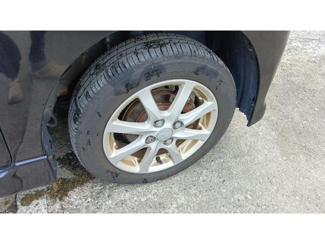 タント カスタムＬ　ナビ　ＴＶ　ＥＴＣ　純正アルミ　スマートキー（9枚目）