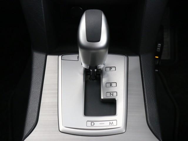2.5 i Lパッケージ 4WD 禁煙車 HDDナビ(11枚目)