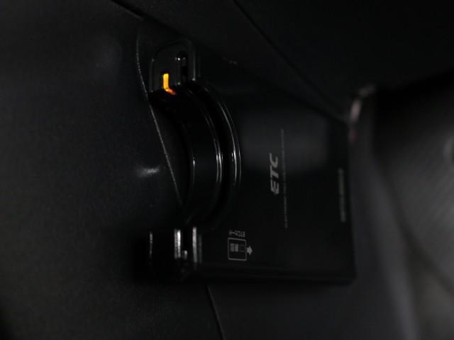 1.8 スポーツ 禁煙車 ナビ フルセグTV DVD(12枚目)