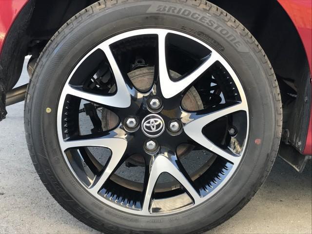 ヤリス ハイブリッドＺ　４ＷＤ　パノラミックビューモニター　ＢＳＭ　★オプション装備車★ボディーカラー・センシュアルレッド【３Ｔ３】★１６インチＡＷ★ブラインドスポットモニター【ＢＳＭ】＋リヤクロストラフィックオートブレーキ＋インテリジェントクリアランスソナー（63枚目）