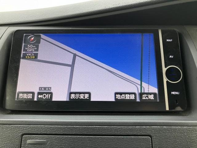 TOYOTA ISIS PLATANA