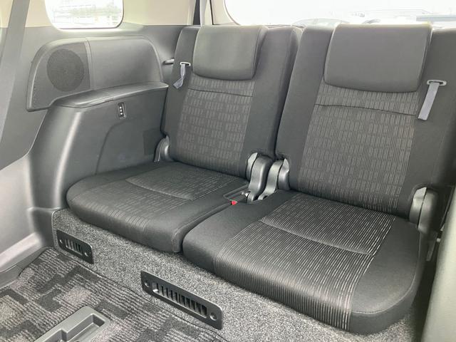 TOYOTA ISIS PLATANA