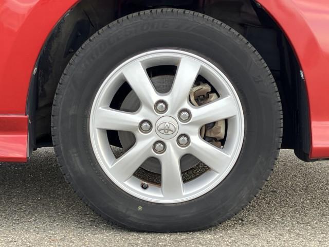 TOYOTA ISIS PLATANA