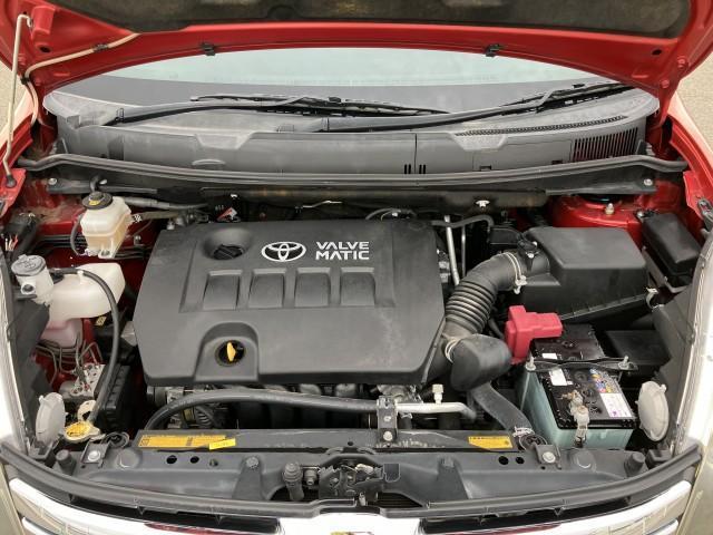 TOYOTA ISIS PLATANA