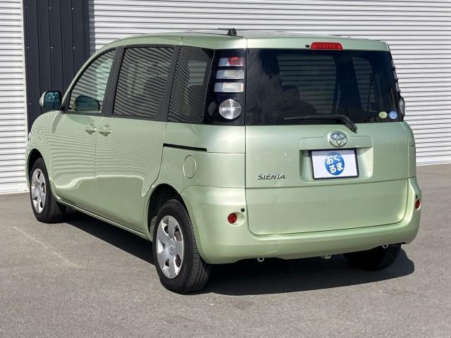 シエンタ Ｇ　両側パワースライドドア　ＨＩＤヘッドランプ　ＶＳＣ　★純正ＳＤナビＴＶ★ＤＶＤ再生付★ＣＤオーディオ★バックガイドモニター★エントリーキーレス★電動格納式リモコンドアミラー★コーナーセンサー付★３列シート７人乗り★プライバシーガラス★両側パワースライド（15枚目）