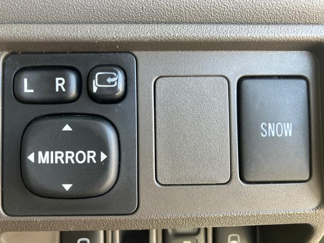 シエンタ Ｇ　両側パワースライドドア　ＨＩＤヘッドランプ　ＶＳＣ　★純正ＳＤナビＴＶ★ＤＶＤ再生付★ＣＤオーディオ★バックガイドモニター★エントリーキーレス★電動格納式リモコンドアミラー★コーナーセンサー付★３列シート７人乗り★プライバシーガラス★両側パワースライド（41枚目）