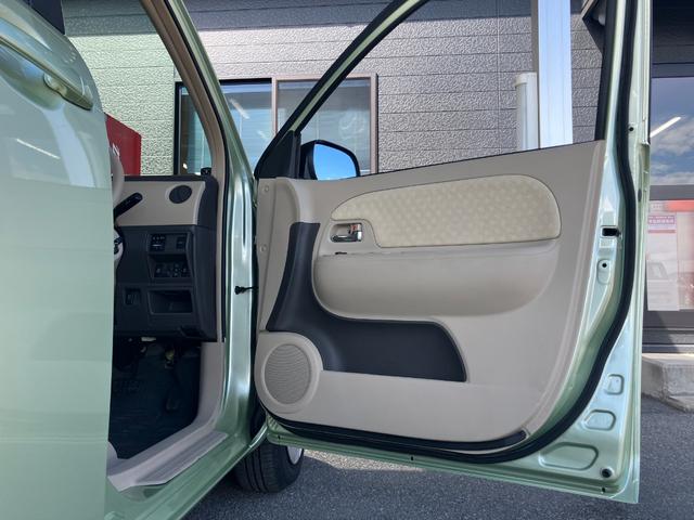 シエンタ Ｇ　両側パワースライドドア　ＨＩＤヘッドランプ　ＶＳＣ　★純正ＳＤナビＴＶ★ＤＶＤ再生付★ＣＤオーディオ★バックガイドモニター★エントリーキーレス★電動格納式リモコンドアミラー★コーナーセンサー付★３列シート７人乗り★プライバシーガラス★両側パワースライド（46枚目）