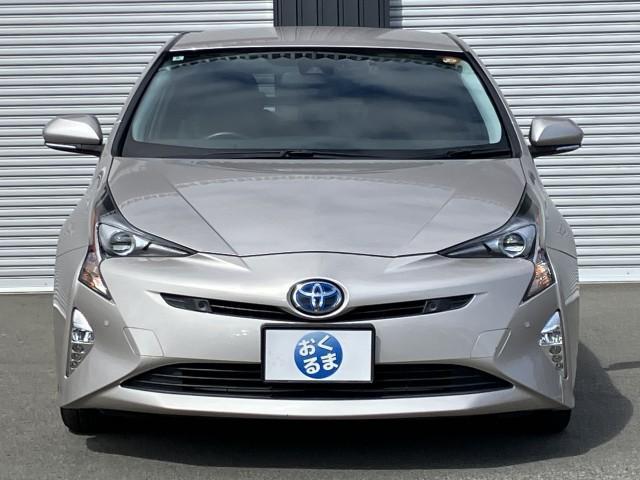 プリウス A セーフティセンス BSM・HUD パーキングアシスト ★純正9インチSDナビTV★Bluetooth★DVD再生付★ビルトインEТC【ナビ連動式】★バックガイドモニター★革巻きステアリングスイッチ★マルチインフォメーションディスプレイ(12枚目)