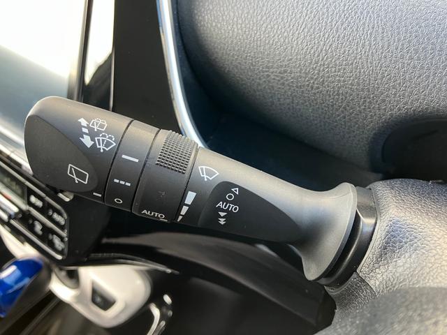 プリウス A セーフティセンス BSM・HUD パーキングアシスト ★純正9インチSDナビTV★Bluetooth★DVD再生付★ビルトインEТC【ナビ連動式】★バックガイドモニター★革巻きステアリングスイッチ★マルチインフォメーションディスプレイ(39枚目)