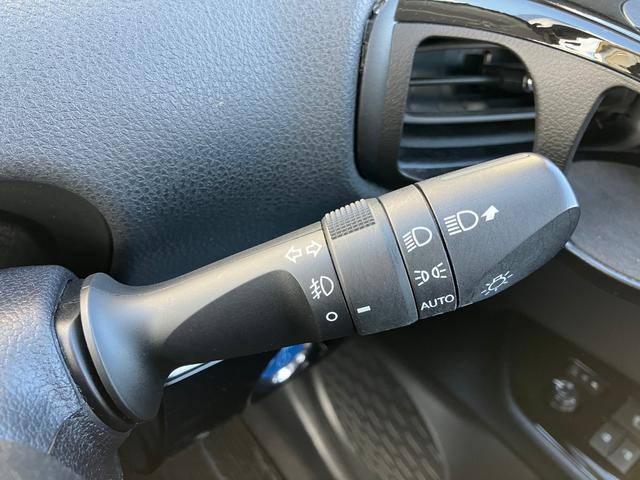 プリウス A セーフティセンス BSM・HUD パーキングアシスト ★純正9インチSDナビTV★Bluetooth★DVD再生付★ビルトインEТC【ナビ連動式】★バックガイドモニター★革巻きステアリングスイッチ★マルチインフォメーションディスプレイ(40枚目)