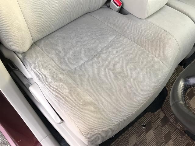 パッソセッテ １．５Ｇ　３列シート７人乗り　ディスチャージヘッドランプ　★３列シート７人乗り★キーフリーシステム★オートエアコン★革巻きステアリング★ビルトインＥＴＣ★ケンウッドＣＤオーディオ★フロントベンチシート（22枚目）