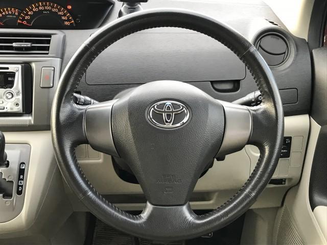 パッソセッテ １．５Ｇ　３列シート７人乗り　ディスチャージヘッドランプ　★３列シート７人乗り★キーフリーシステム★オートエアコン★革巻きステアリング★ビルトインＥＴＣ★ケンウッドＣＤオーディオ★フロントベンチシート（32枚目）