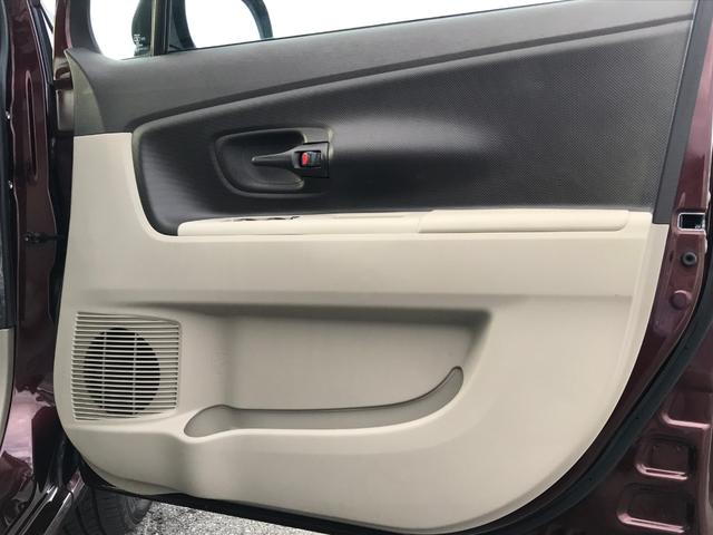 パッソセッテ １．５Ｇ　３列シート７人乗り　ディスチャージヘッドランプ　★３列シート７人乗り★キーフリーシステム★オートエアコン★革巻きステアリング★ビルトインＥＴＣ★ケンウッドＣＤオーディオ★フロントベンチシート（44枚目）