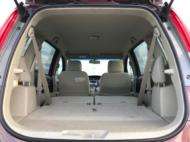 パッソセッテ １．５Ｇ　３列シート７人乗り　ディスチャージヘッドランプ　★３列シート７人乗り★キーフリーシステム★オートエアコン★革巻きステアリング★ビルトインＥＴＣ★ケンウッドＣＤオーディオ★フロントベンチシート（46枚目）
