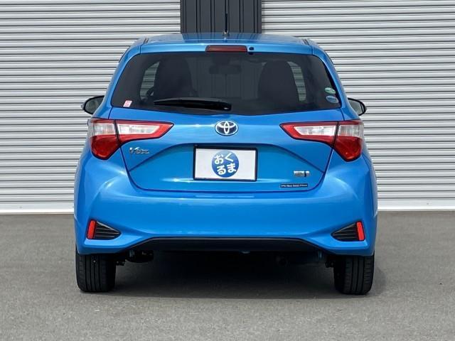 ヴィッツ ハイブリッドU 内装色・バレルブラウンインテリア ★オプション装備車★トヨタセーフティセンス★マルチインフォメーションディスプレイ★革巻きステアリングスイッチ付★クルーズコントロール★純正9インチSDナビTV★Blue tooth(17枚目)