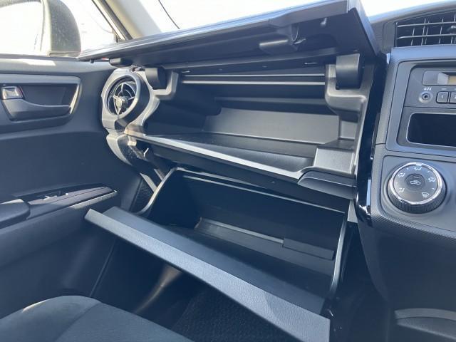 カローラアクシオ 1.5X セーフティセンス トラクションコントロールシステム ★トヨタセーフティセンス【プリクラッシュセーフティ(衝突回避支援タイプ/レーザーレーダー+単眼カメラ方式)・レーンディパーチャーアラート・オートマチックハイビーム】★緊急ブレーキシグナル(36枚目)