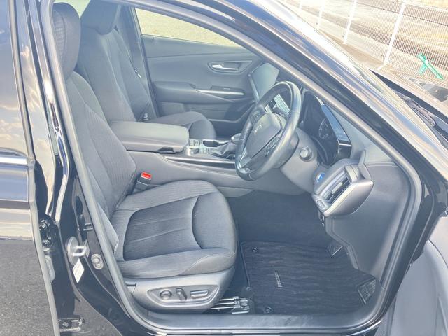 クラウンハイブリッド B 12.3インチディスプレイナビTV バックガイドモニター ★Blue tooth★Miracast【スマホ画面表示機能付】★CD/DVD/BIu-ray★ライブサウンドシステム★ETCユニット【ナビ連動式】★バックガイドモニター★革巻きステアリングスイッチ(22枚目)