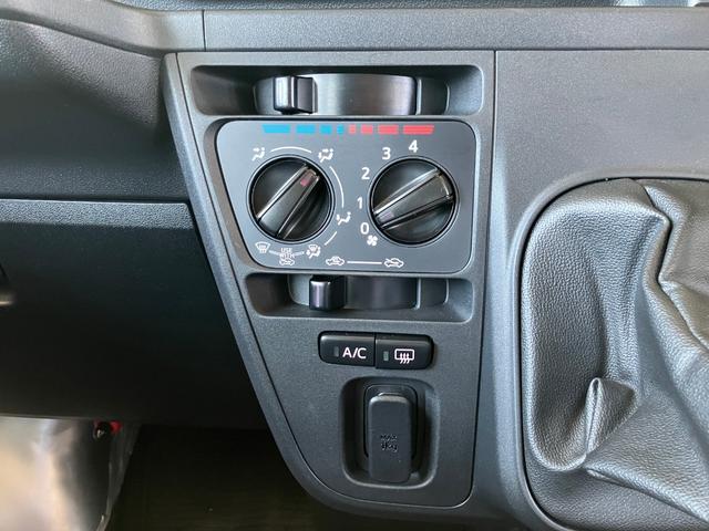 事前にご連絡をいただければ弊社最寄駅(ポートライナー:計算科学センター駅)までお迎えに上がります。お気軽にお電話下さいませ。フリーダイヤル0078−6042−7843です。