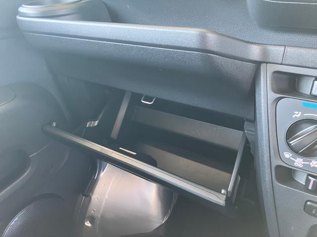 ご来店の際、お車でお越し頂くお客様は、お客様専用駐車場を完備しております。お気を付けてお越しくださいませ。