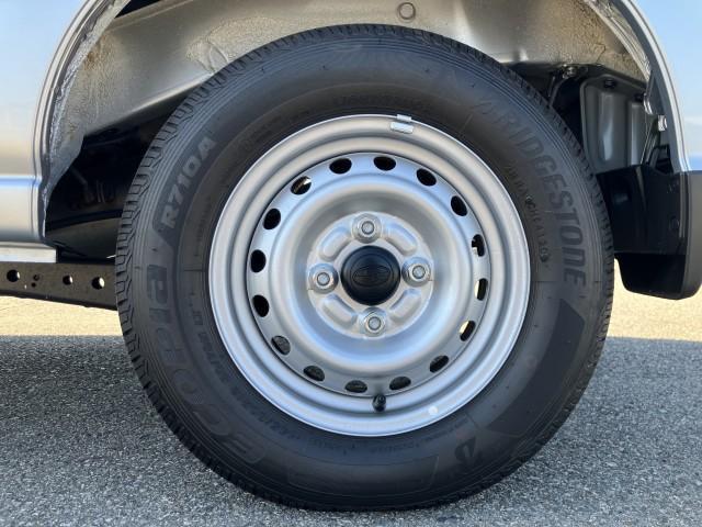 当社の在庫車両は全て【試乗】いただけます。実際の乗り心地をお楽しみください!!もちろん試乗だけでもOKです。お気軽にお問合せ下さい。お待ちしております。【無料電話】0078−6042−7843