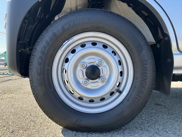 弊社は神戸市のポートアイランド(神戸空港近く)にございます。ご来店の際は、事前にご連絡をいただきますよう、よろしくお願い致します!じっくり現車確認および、ご試乗もして頂けるよう、ご準備を致します!