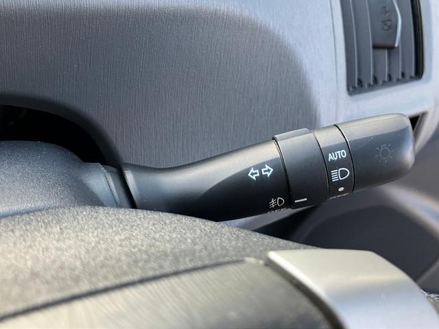 プリウスアルファ S 純正SDナビTV バックガイドモニター 革巻きステア ★前後ドライブレコーダー付★純正SDナビTV★Blue tooth★バックガイドモニター★革巻きステアリングスイッチ付★マルチインフォメーションディスプレイ★プライバシーガラス(32枚目)