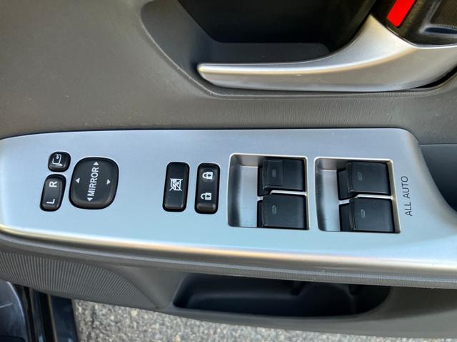 プリウスアルファ S 純正SDナビTV バックガイドモニター 革巻きステア ★前後ドライブレコーダー付★純正SDナビTV★Blue tooth★バックガイドモニター★革巻きステアリングスイッチ付★マルチインフォメーションディスプレイ★プライバシーガラス(48枚目)